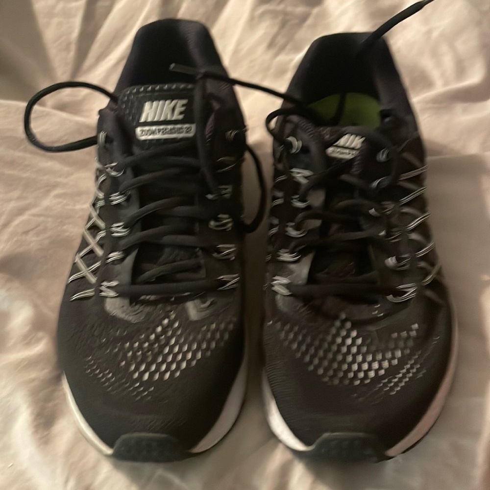 Nike Zoom Pegasus 32 Sneakers